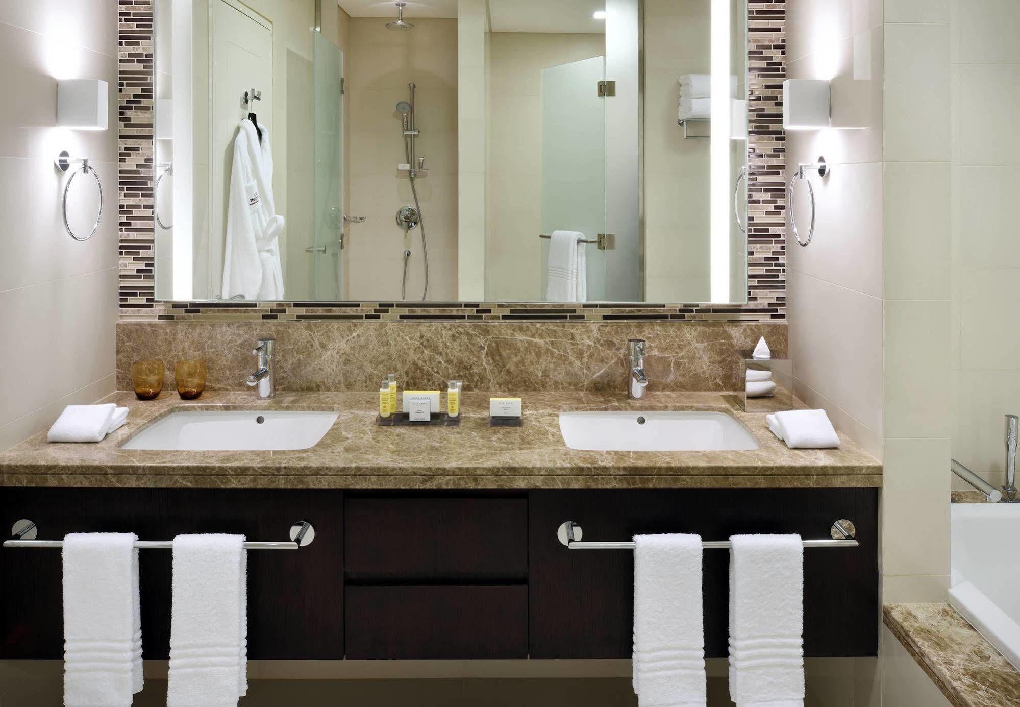 Marriott Executive Apartments Downtown, Abu Dhabi Buitenkant foto